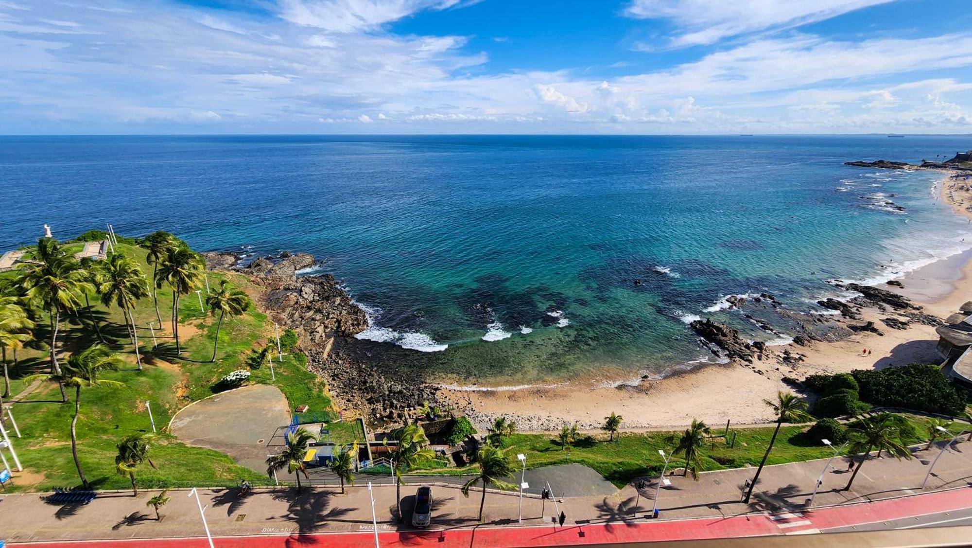 Com Varanda Na Vista Da Barra - Spot Barra Apartment
